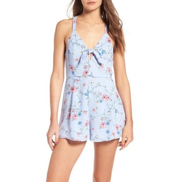 Lush tie front light blue floral romper XS - Picture 1 of 6